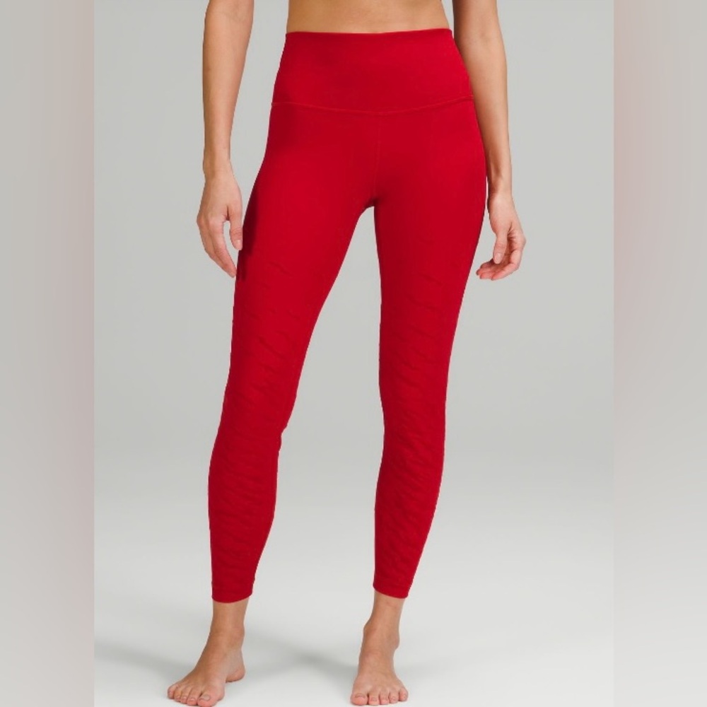 Lululemon wunder under